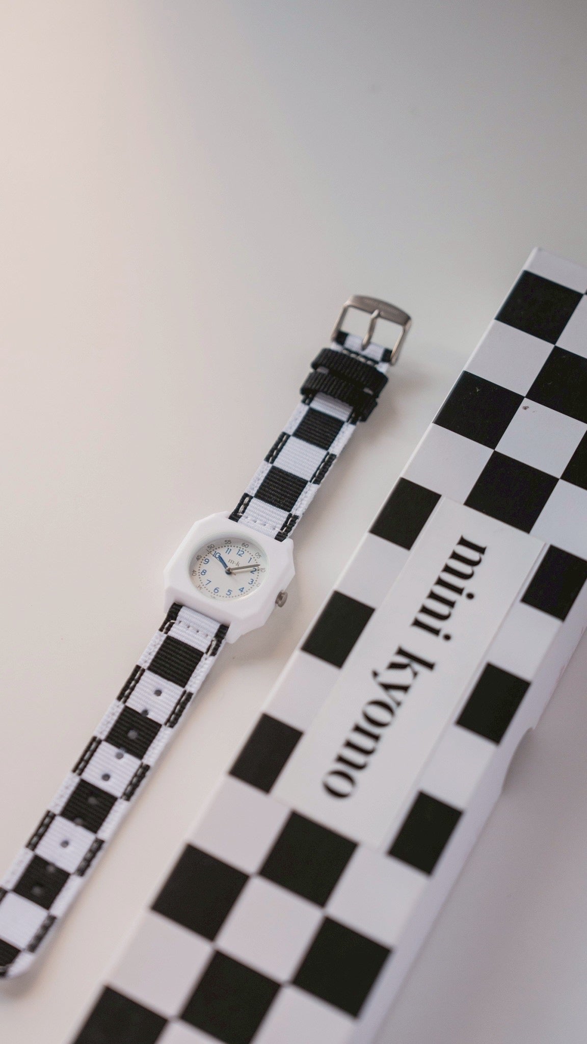 全球獨家 Coucou Goods x Mini Kyomo 西洋棋盤黑白腕錶