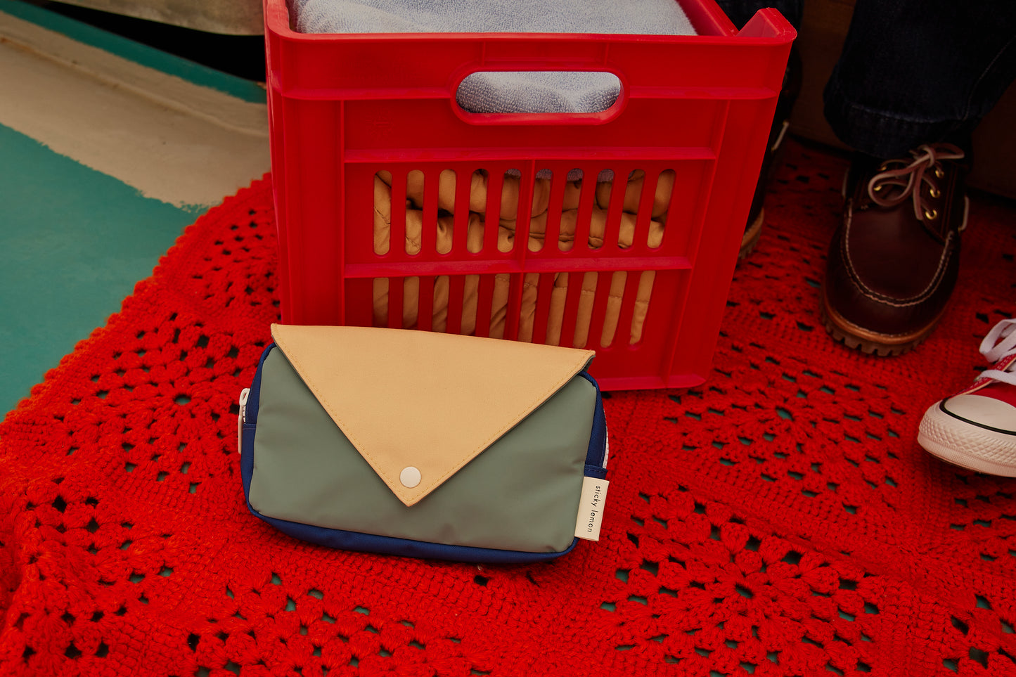 Sticky Lemon Evelope潛水藍綠腰包